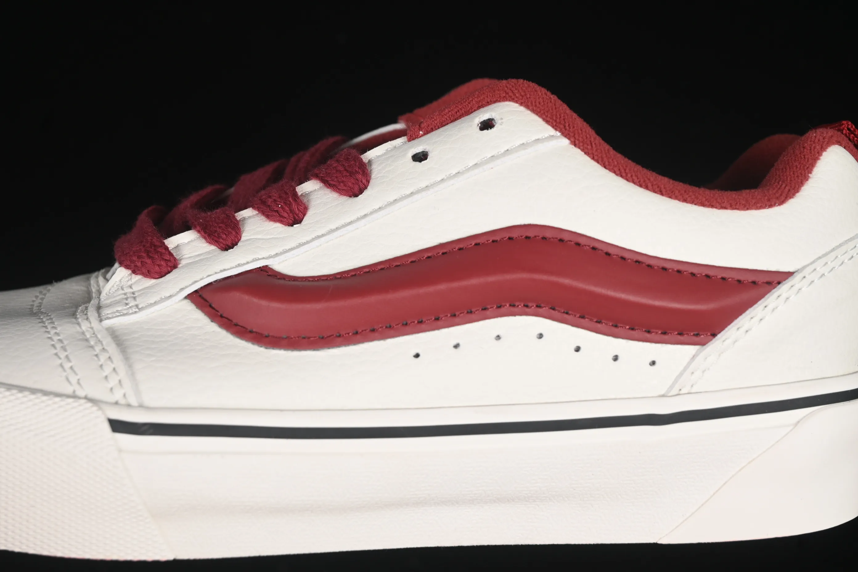 All categories Vans Vans series Vans Low Vans low-top Vans Knu Skool Vans low-top retro casual fat bread shoes VN0009QCBLE